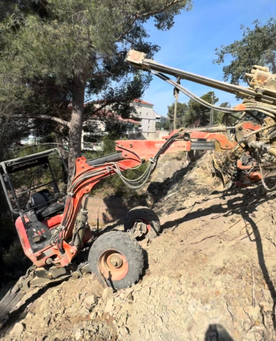Euromach 1500 Mobil avec mât de forage en chantier