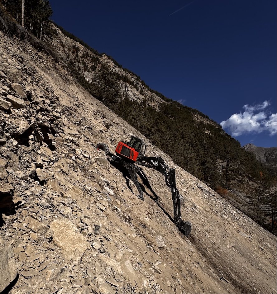 Euromach R955 Super en pente raide en haute montagne